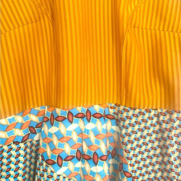 Vibrant Geometric African Print Flutter Sleeve Dress - Picture 4 of 9